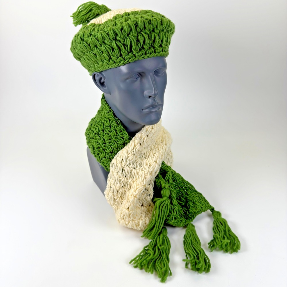 Vintage Hand Crocheted Womens Beret and Scarf Set Green Off White Cream Japan